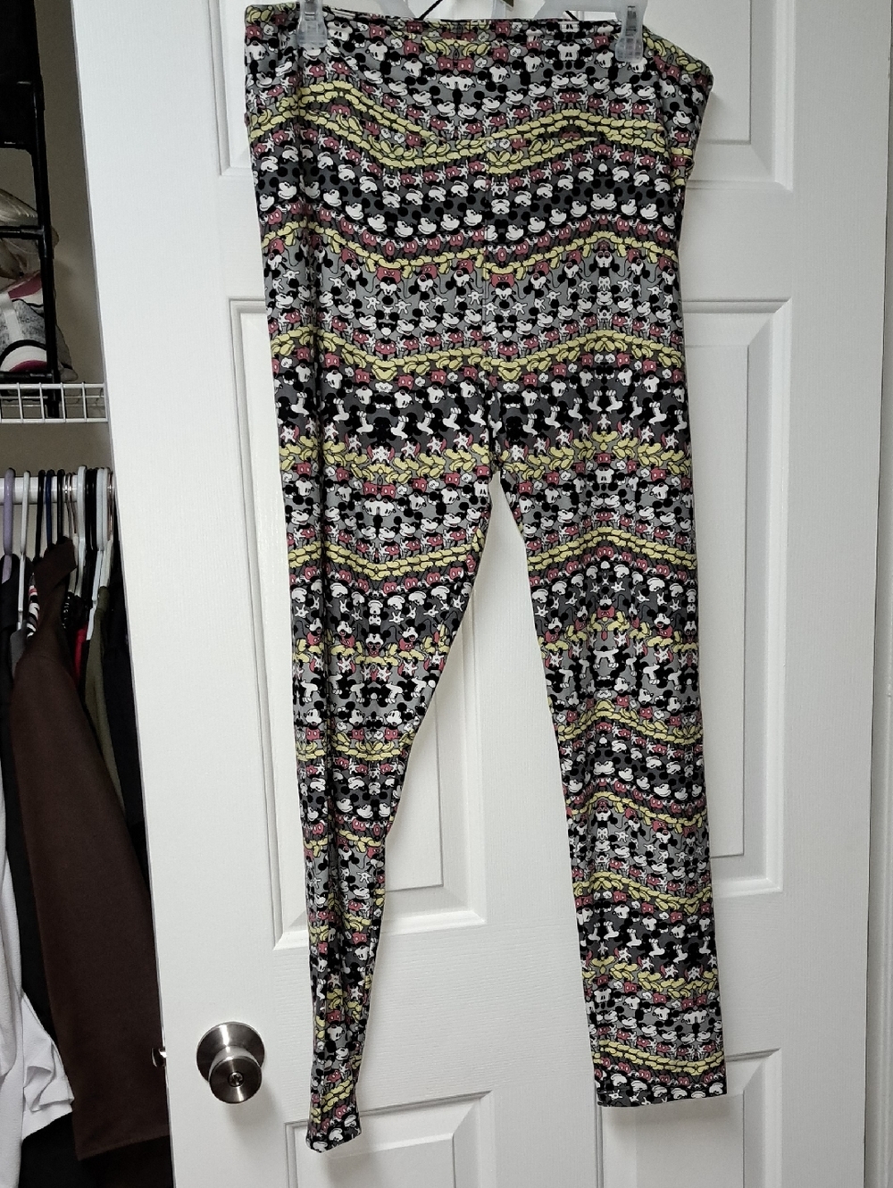 LuLaRoe Disney Mickey Mouse Patterned Leggings